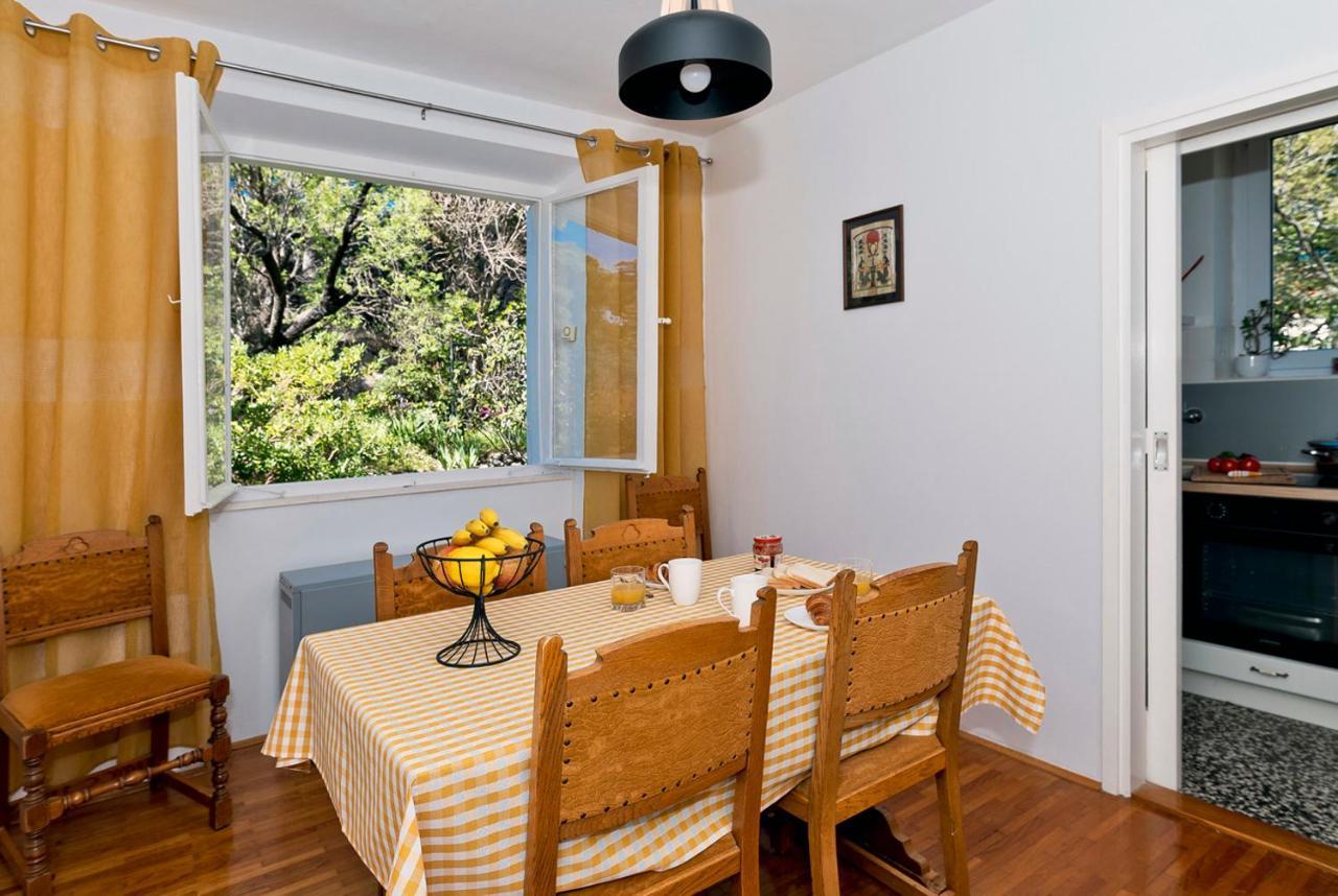 Comfortable Neda 58m2 Next To Beach&old Town, Beautiful Location *