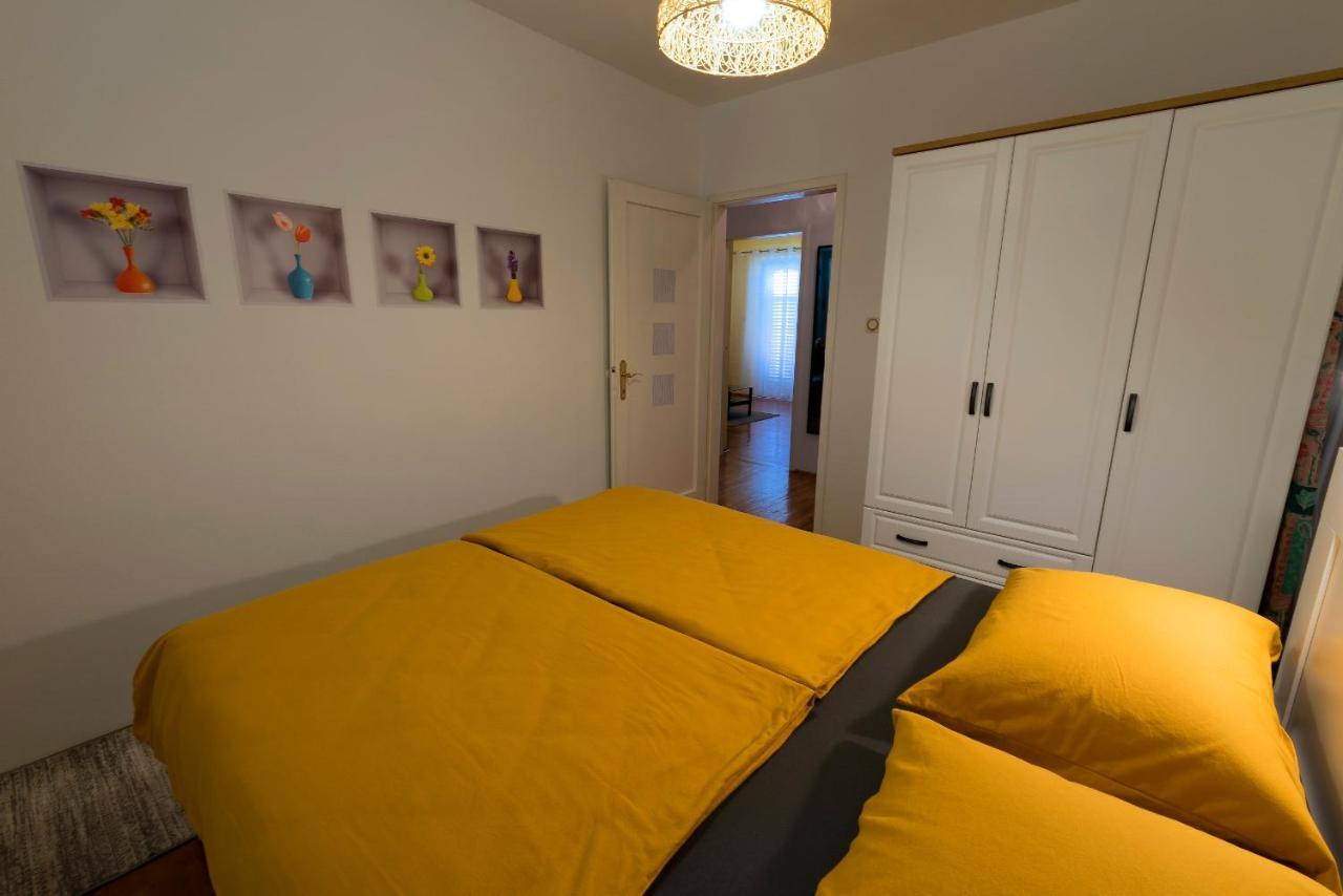Apartment Comfortable Neda 58m2 Next To Beach&old Town, Beautiful Location *
